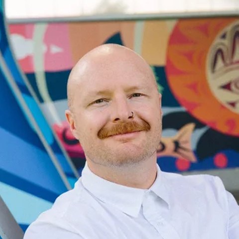 Photo of Sean Easton